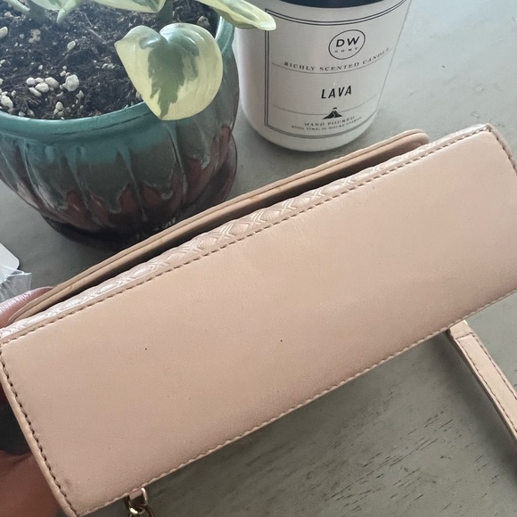 Tory Burch Shoulder Bag ❤️ - Picture 6 of 15